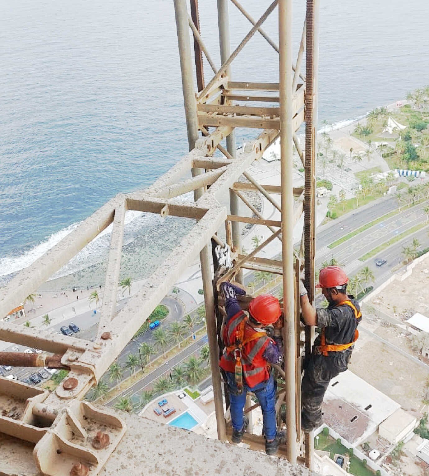 خدمات الصيانة شركة ابراج الرافعات البرجية المحدودة (10)