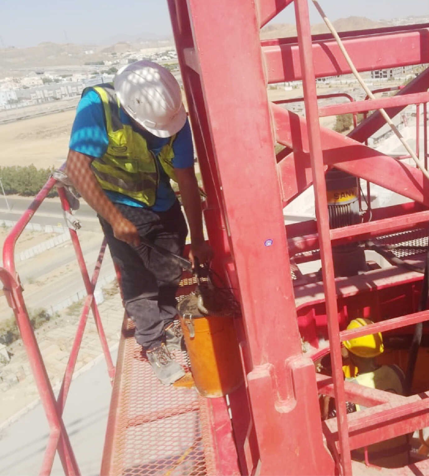 خدمات الصيانة شركة ابراج الرافعات البرجية المحدودة (11)