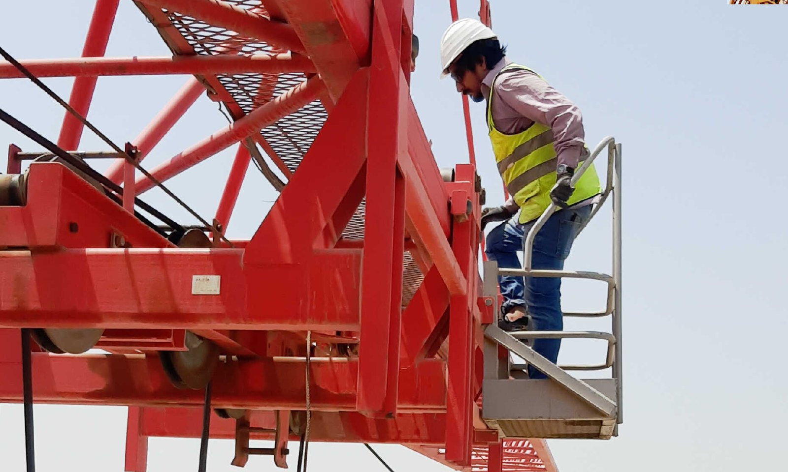 خدمات الصيانة شركة ابراج الرافعات البرجية المحدودة (4)