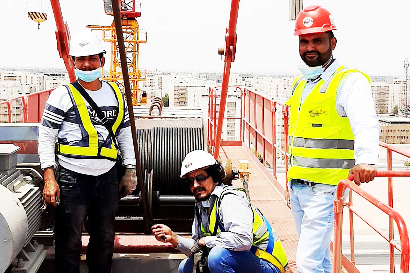 فريقنا شركة أبراج الرافعات 1